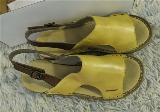 Rieker Anti Stress Yellow Sling Black Sandals - Size 37 - New in Original Box