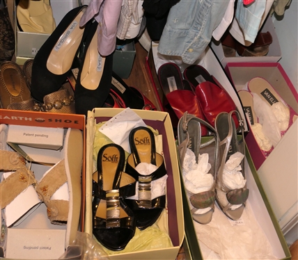 Choice of Shoes - Sizes 6 and 6 1/2 - Brands Include Hey Dudes, Dansko, Vanelli, New Balance, Brighton, Dr. Sholls, Clarks, Sofft, Etienne Aigner, - Dress Shoes, Sandals, Boots, Etc.. 