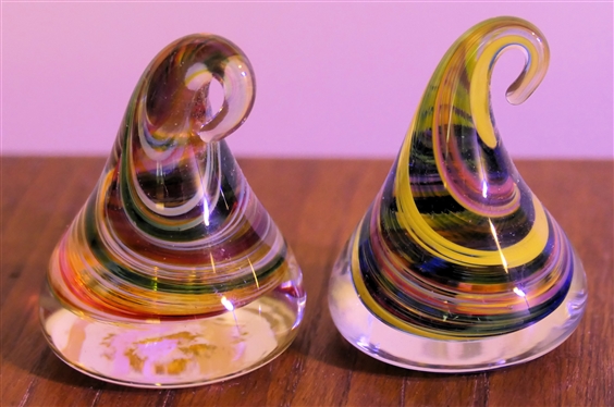 2- Ron Hinkle Glass - Buckhannon, WV Art Glass Tear Drop Kisses - Each Measures 1 3/4 Tall 