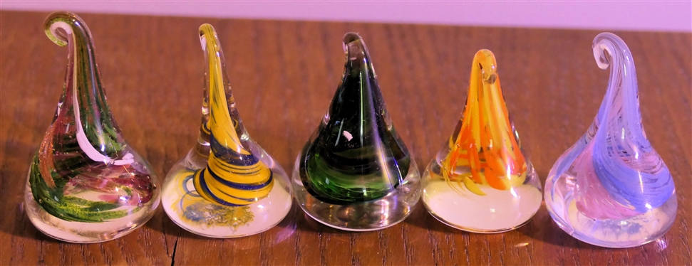5 Hand Made Art Glass Tear Drop Kiss Figures - Tallest Measures 2 1/4" Tall 