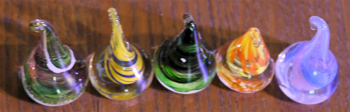5 Hand Made Art Glass Tear Drop Kiss Figures - Tallest Measures 2 1/4 Tall 