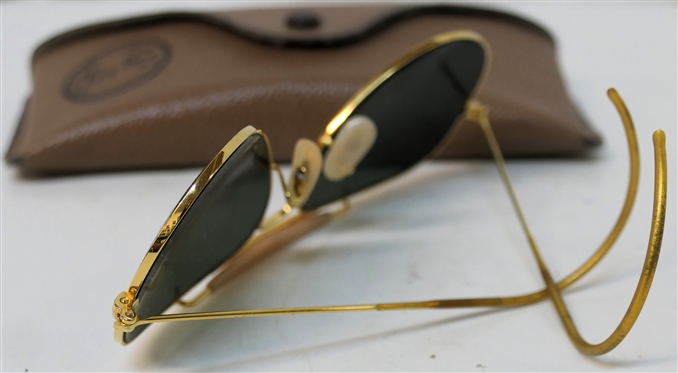 Vintage Ray- Ban Aviator Sunglasses with Original Case 