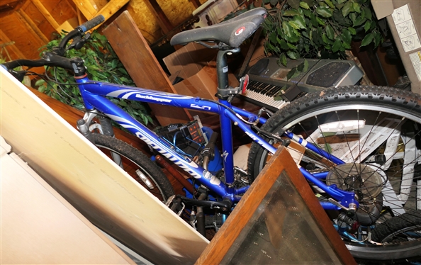 Specialized Rockhopper Bicycle - Aluminum Frame 