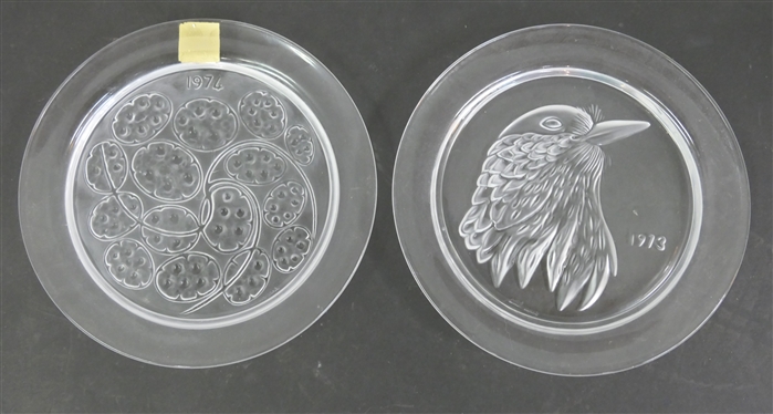 2 Lalique Annual Plates - 1973 Petit Geai (Jayling) and 1974 Sous DArgent (Silver Pennies)