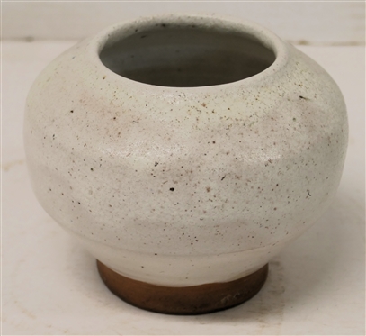 Jugtown Ware NC Pottery Bowl - White Glaze - Bowl is 4 Tall 5 1/2 Across