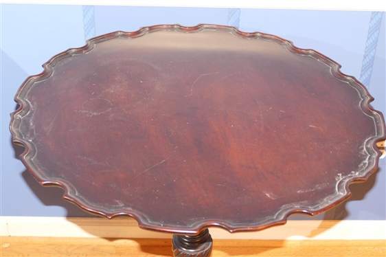 Queen Anne Style Tea Table with Pie Crust Top - Queen Anne Padded Slipper Foot - Urn Style Pedestal Base - Table is 29 1/2 Tall 28 Across