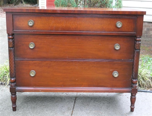 Mahogany Dresser with 3 Dovetailed Drawers - Solid Ends - Column Style Reeded Pilasters - Dresser is 36 tall 46 by 21 