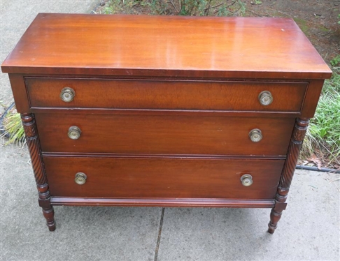 Mahogany Dresser with 3 Dovetailed Drawers - Solid Ends - Column Style Reeded Pilasters - Dresser is 36 tall 46 by 21 