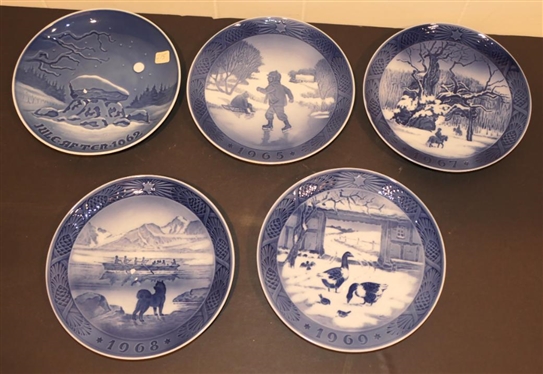 1962, 1965, 1967, 1968, and 1969 Royal Copenhagen Christmas Collector''s Plates - 7 1/8 Across