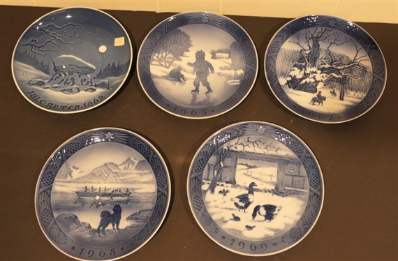 1962, 1965, 1967, 1968, and 1969 Royal Copenhagen Christmas Collector''s Plates - 7 1/8 Across