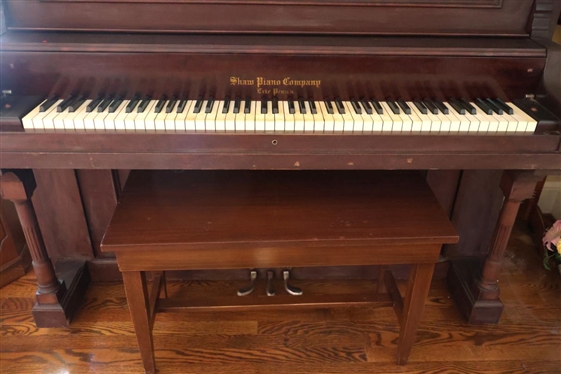 Shaw Piano Company Erie Penna Upright Piano -Pretty Mahogany Case with Flower and Scrolling  - All Keys Function - with Piano Bench 