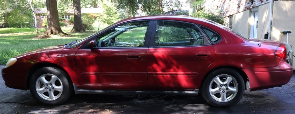 2003 Ford Taurus - 4 Door Sedan - 146,665 Miles -One Owner - Clean Cloth Interior - Cranks Right Up -  VIN 1FAFP53U33G279592