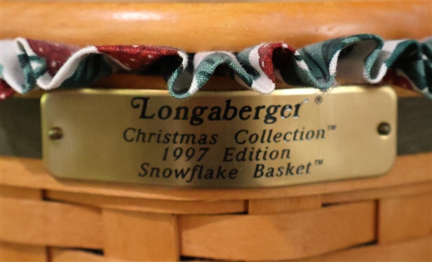 Longaberger Christmas Collection 1997 Edition Snowflake Basket Hexagon Shaped with Divided Plastic Insert and Cloth Liner - Basket is 7 1/2 Tall 10 Across