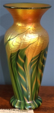 Beautiful Lundberg Studios Contemporary Art Glass Vase Moire Fern Petite Classic Number 070629 - Beautiful Vase with Original Certificate - Vase is 7 1/4 Tall 