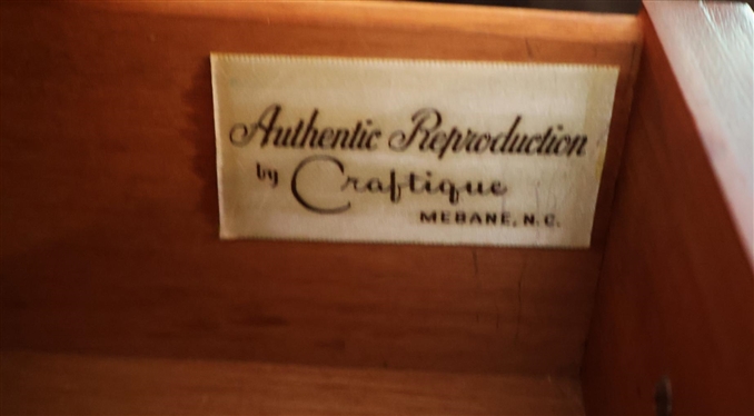 Craftique Mahogany 3 Drawer Bedside Chest - 3 Dovetailed Drawers - Bracket Feet - Chest is 27 1/4 Tall 21 1/2 By 14 1/2