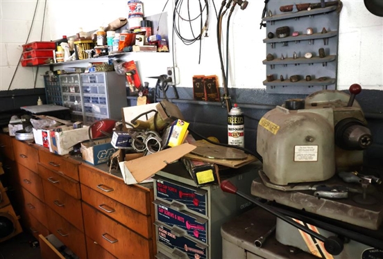 LIVE ONSITE Auction - Donald Duck Brooks Deceased Estate - Friday Sept. 25th 1:00pm and Saturday Sept. 26th 9:00am. Pictures are a sample of the hundreds of items to be sold over 2 days. 