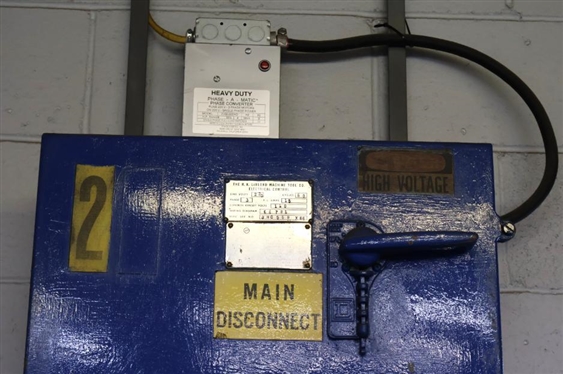 LeBlond Machinist Lathe - The R.K. LeBlond M.T. Co. 60 Machinist Lathe - 3 Jaw Chuck - 10 Plate - No. HC-80C-41-S and / or HC-90-223-S - Working Condition - Was Purchased From Hendrick...