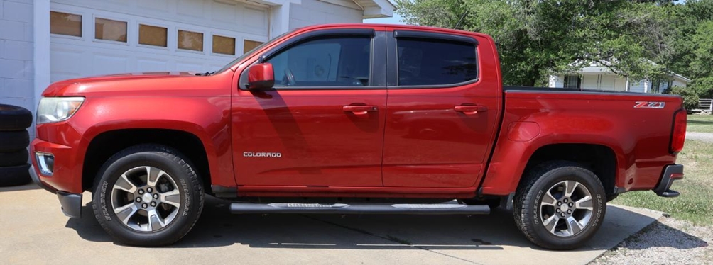 2016 Chevrolet Colorado Z71 Off Road - 4x4 Truck with less than 115,000 Miles, Super Clean with Leather Interior, Running Boards, Good Tires - Still Smells New!