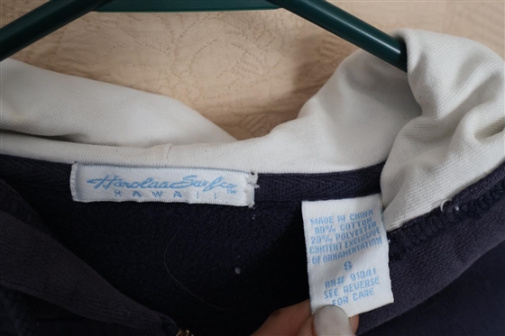 Honolua  Surf Co. Hawaii Wahine Jacket - Size Small - Several Tiny Holes in Sleeve 